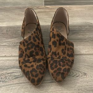 Beast Fashion slide ons